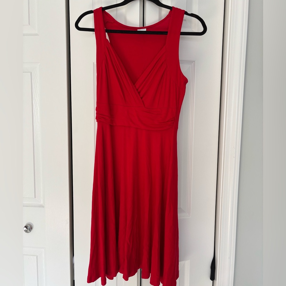 Elegant Red Sleeveless Dress